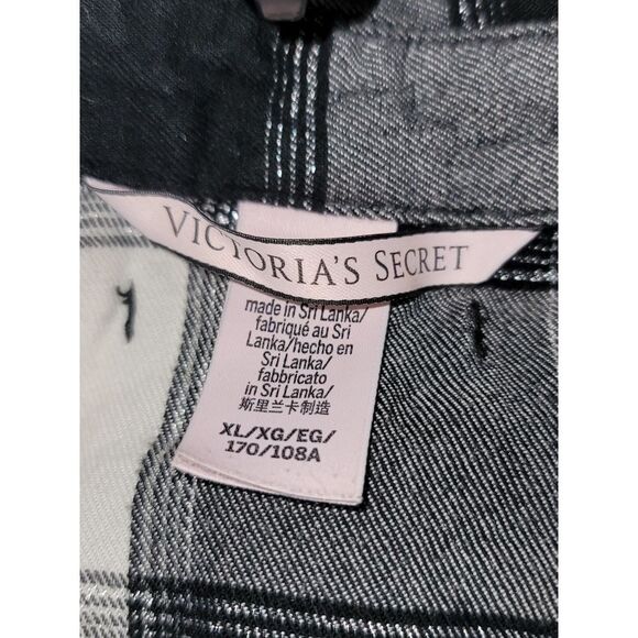 VS LONG SLEEVE Button Down PAJAMA TOP PLAID SIZE XL. - Picture 8 of 11